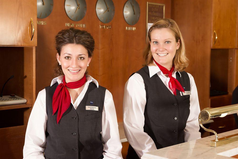 Dorint Airport-Hotel Berlin-Tegel Exterior foto
